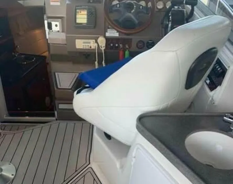 Slide: The Image of Regal 3060 Window Express 2006 - 5921647