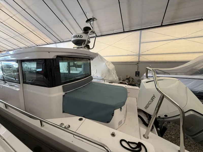 Slide: The Image of Axopar 28 Cabin 2022 - 5921745