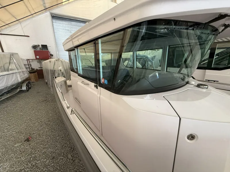 Slide: The Image of Axopar 28 Cabin 2022 - 5921751