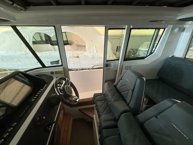 Slide: The Image of Axopar 28 Cabin 2022 - 5921758