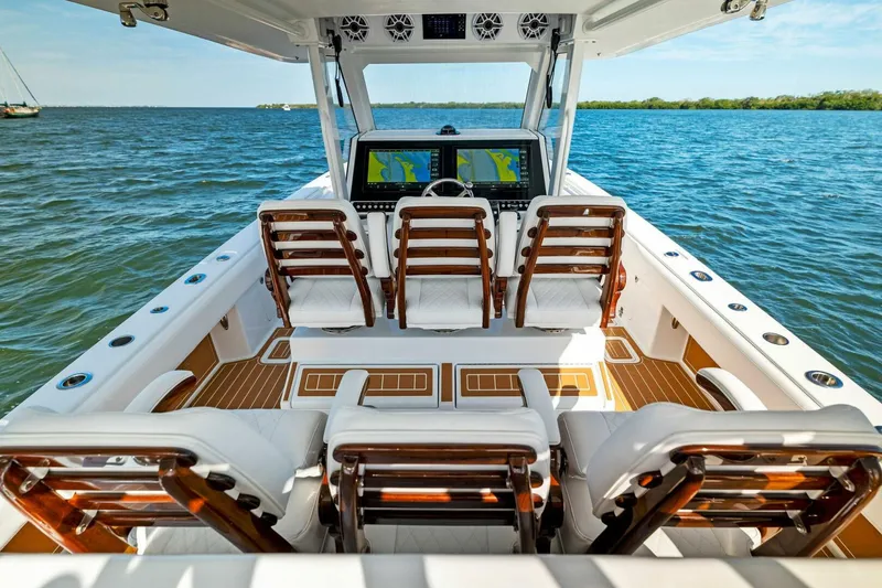 Slide: The Image of 2022 40 Barker Boatworks HPC  - 5923516