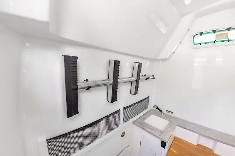 Slide: The Image of 0005553687 - 5922298