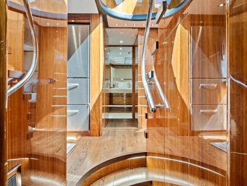 Slide: The Image of Sunseeker 68 Sport Yacht 2017 - 5922938