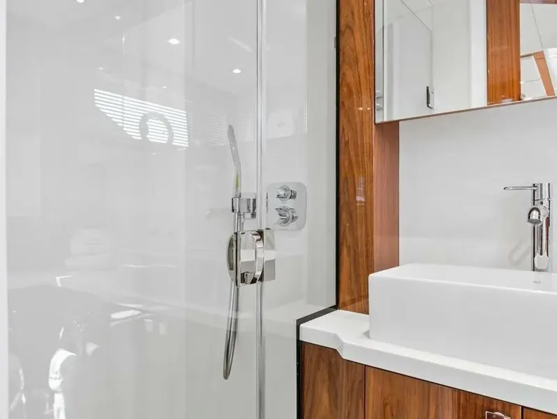 Slide: The Image of Sunseeker 68 Sport Yacht 2017 - 5922957