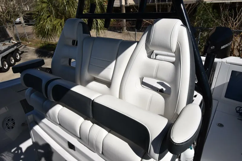 Slide: The Image of 2021 Blackfin 332  - 5922898