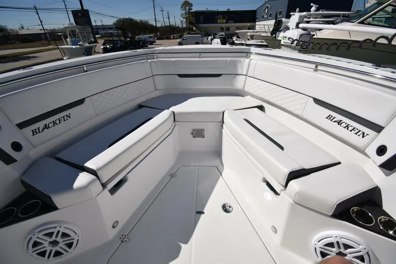 Slide: The Image of 2021 Blackfin 332  - 5922908