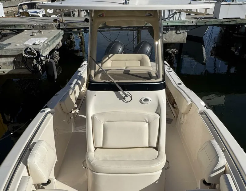 Slide: The Image of Grady-White Fisherman 257 2017 - 5923100