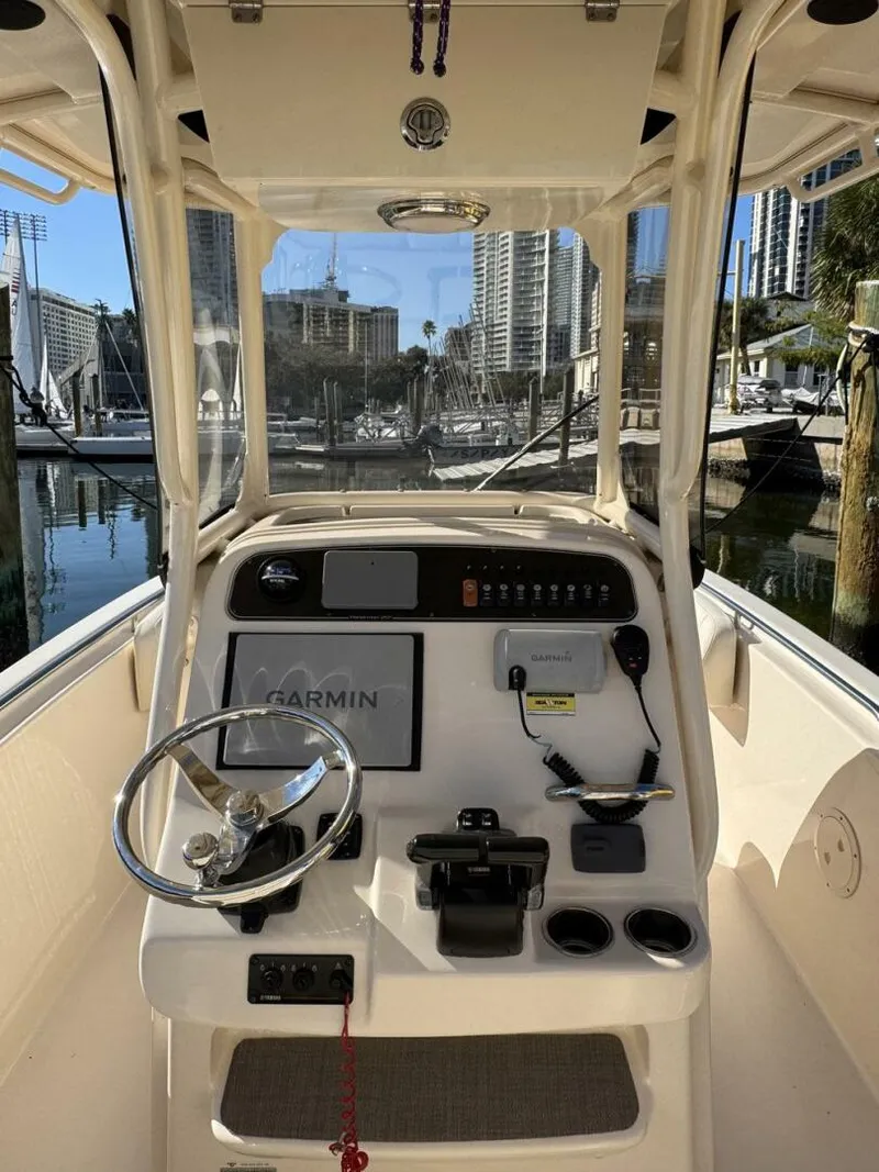 Slide: The Image of Grady-White Fisherman 257 2017 - 5923095