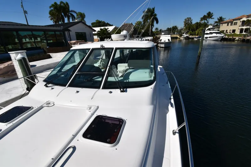 Slide: The Image of Tiara 36 2006 - 5923355