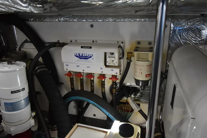 Slide: The Image of Tiara 36 2006 - 5923411