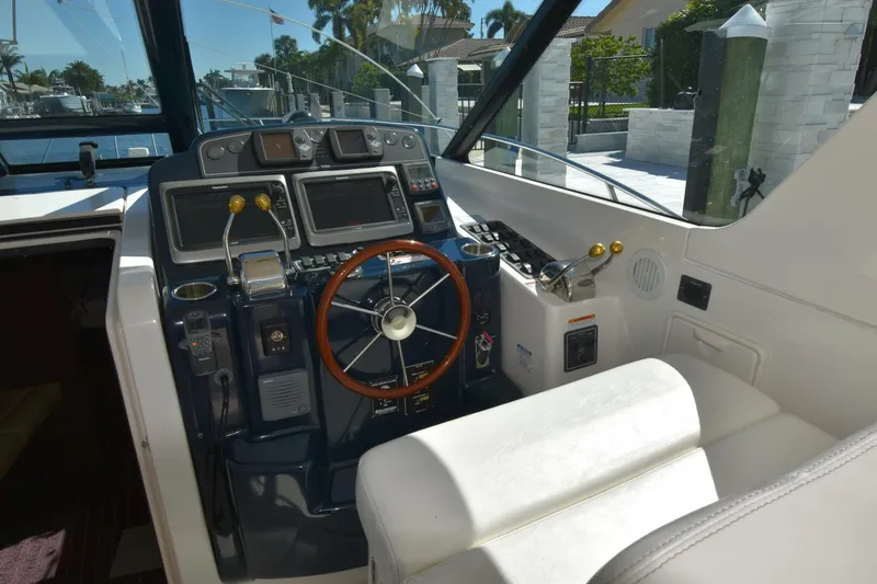 Slide: The Image of Tiara 36 2006 - 5923419