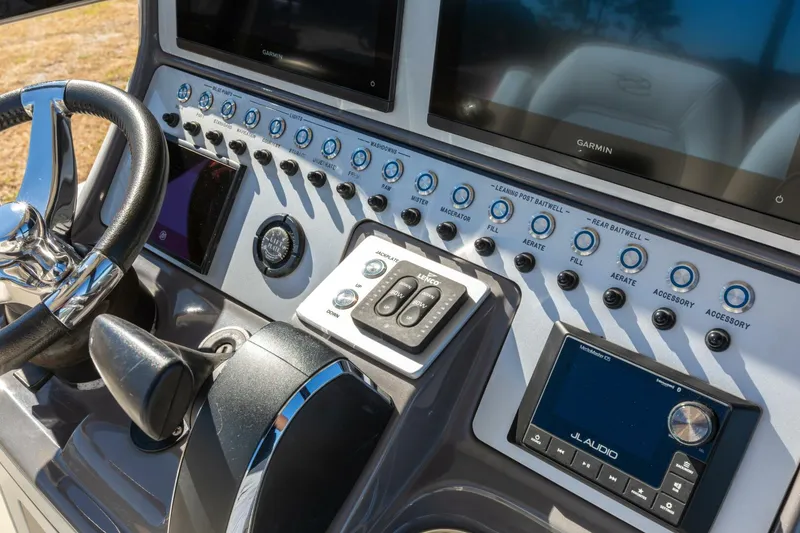 Slide: The Image of Shearwater 260 SS Carolina - 5923943