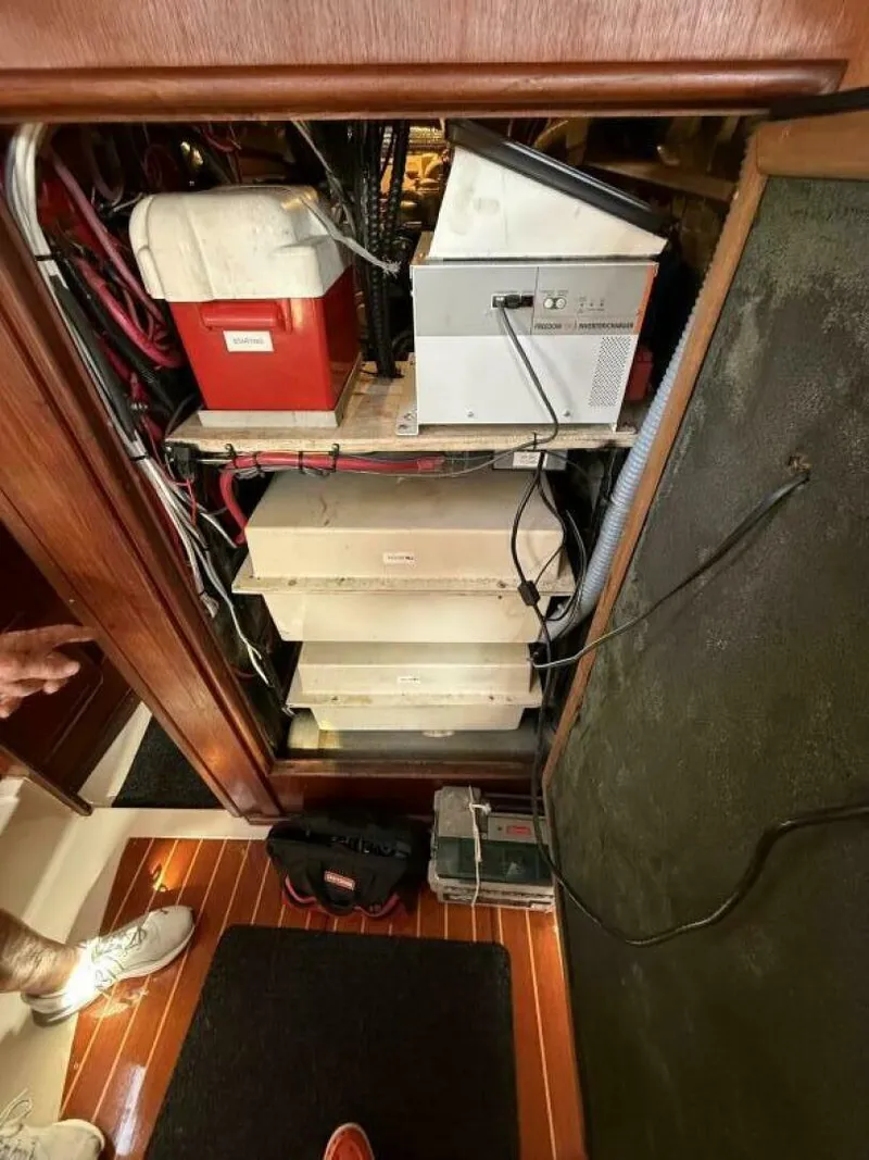 Slide: The Image of Hunter Passage 42 1991 - 5925685