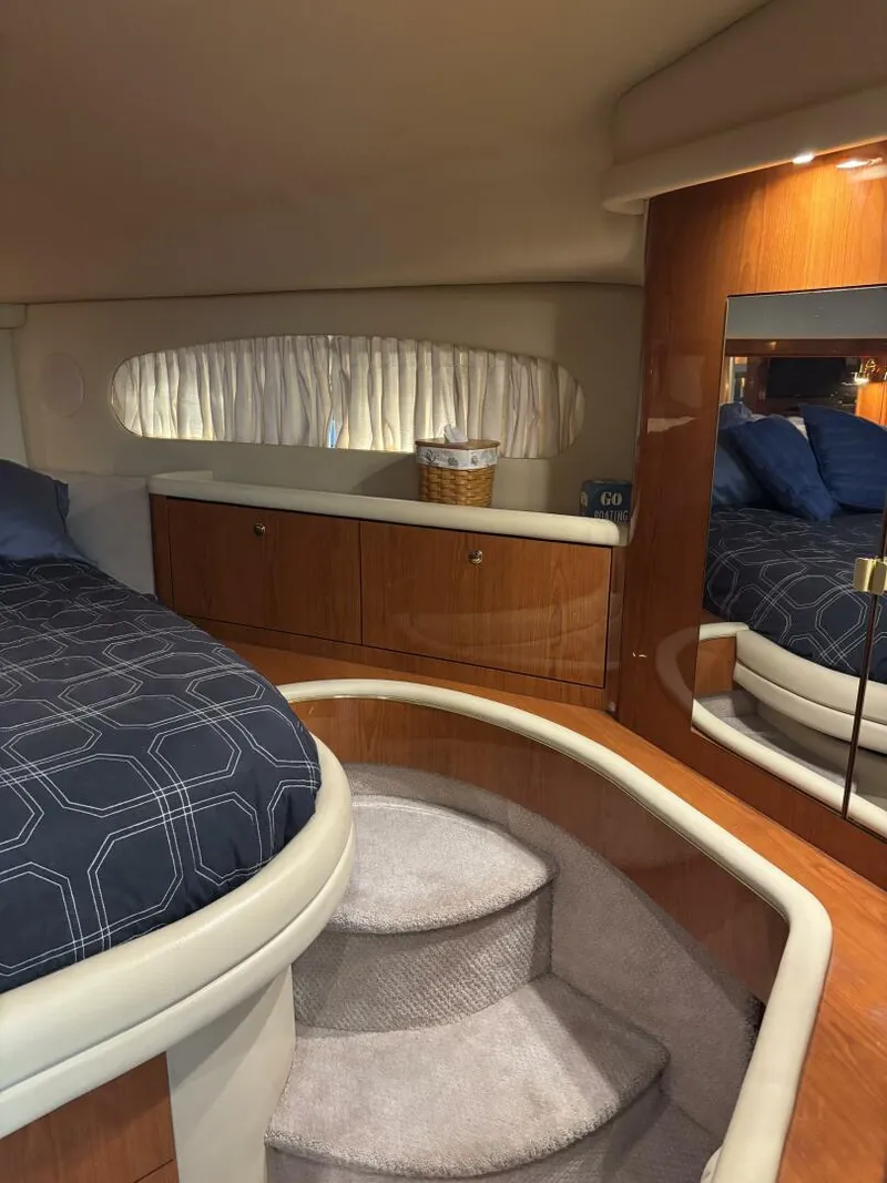 Slide: The Image of Sea Ray 420 Aft Cabin 2000 - 5965090