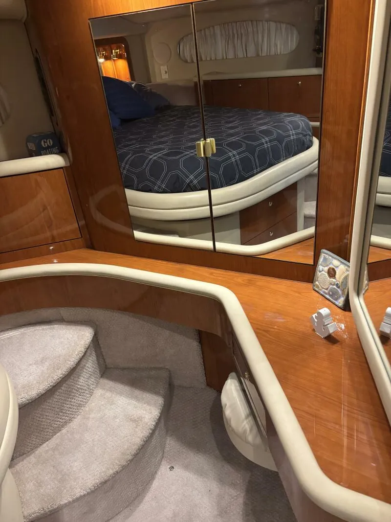 Slide: The Image of Sea Ray 420 Aft Cabin 2000 - 5965094