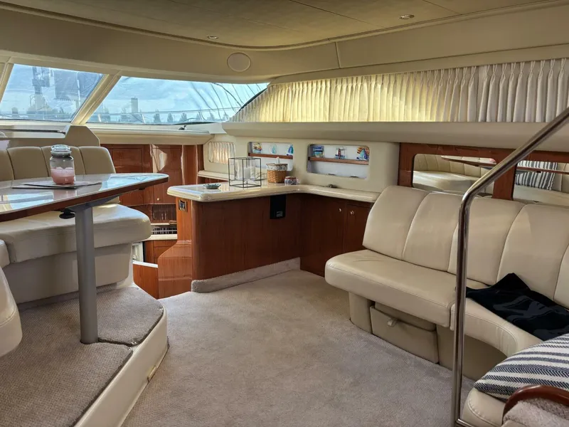Slide: The Image of Sea Ray 420 Aft Cabin 2000 - 5964971