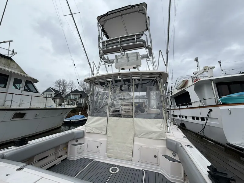 Slide: The Image of Grady-White 33 2004 - 5923968