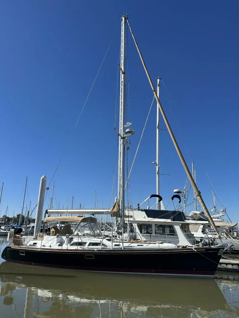 Slide: The Image of 1996 Hylas 46 - Furling boom Furling Boom mass canvas radar Genoa UV cover - 5928679