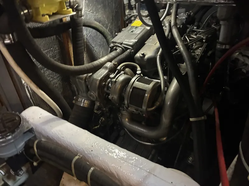 Slide: The Image of 1996 Hylas 46 - Engine - 6025570