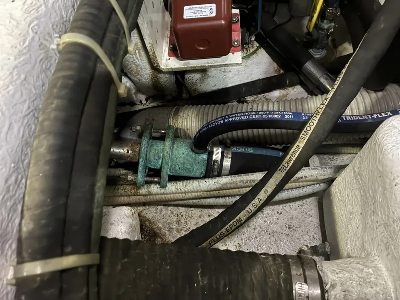 Slide: The Image of 1996 Hylas 46 - Engine - 6025567