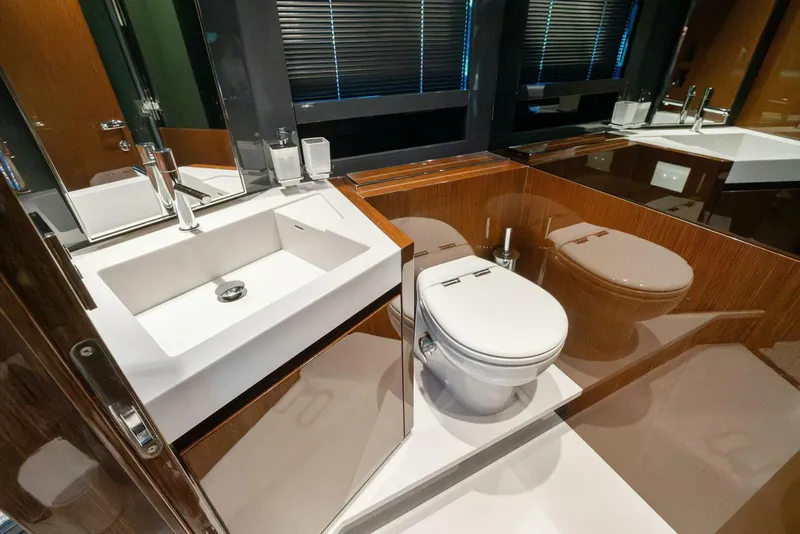 Slide: The Image of Riva 68 Diable 2023 - 5955715