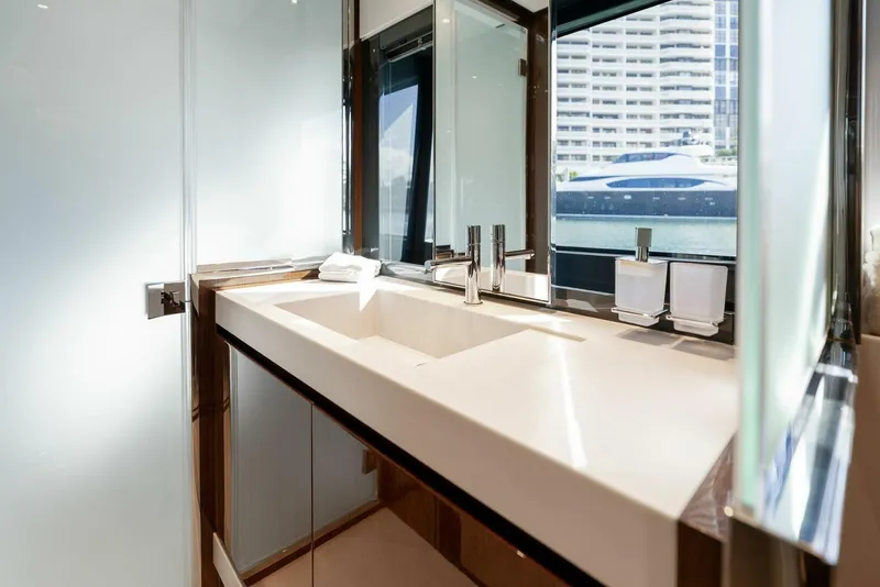 Slide: The Image of Riva 68 Diable 2023 - 5955726