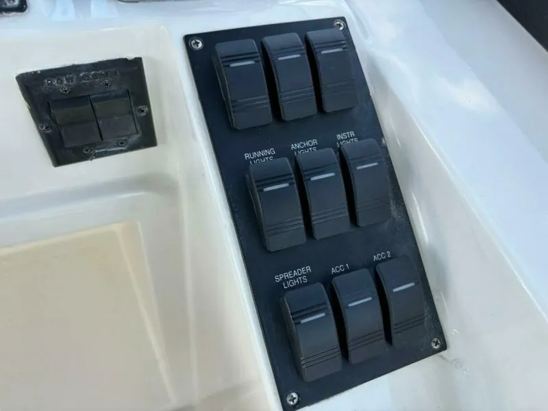 Slide: The Image of Sabreline 36 Sedan 2004 - 5925332