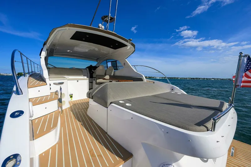 Slide: The Image of Azimut Atlantis 45 2020 - 7679072