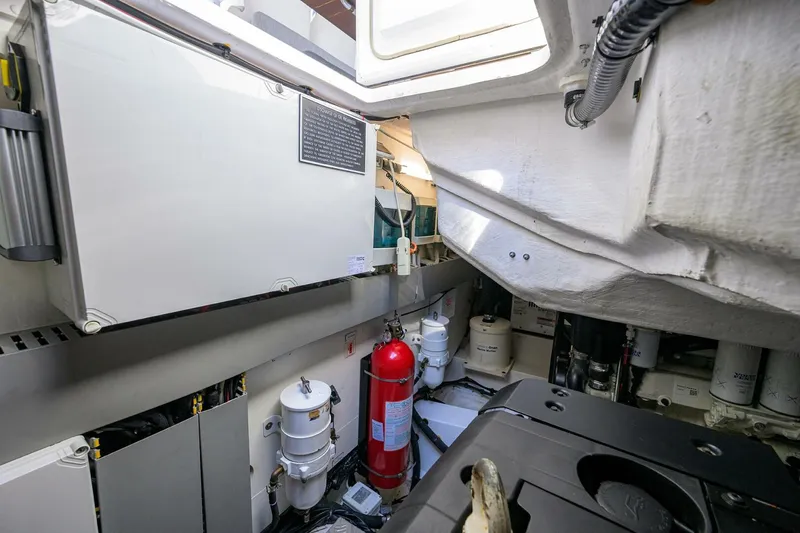 Slide: The Image of Azimut Atlantis 45 2020 - 5925438