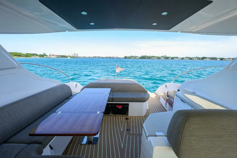 Slide: The Image of Azimut Atlantis 45 2020 - 7679113