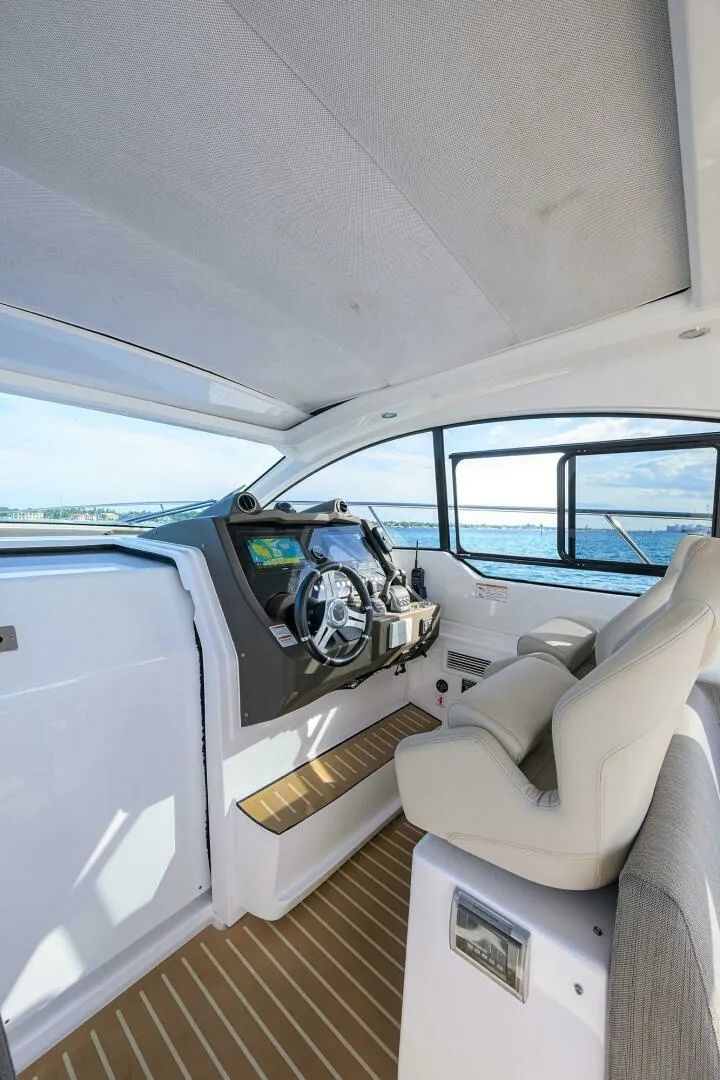 Slide: The Image of Azimut Atlantis 45 2020 - 7679098