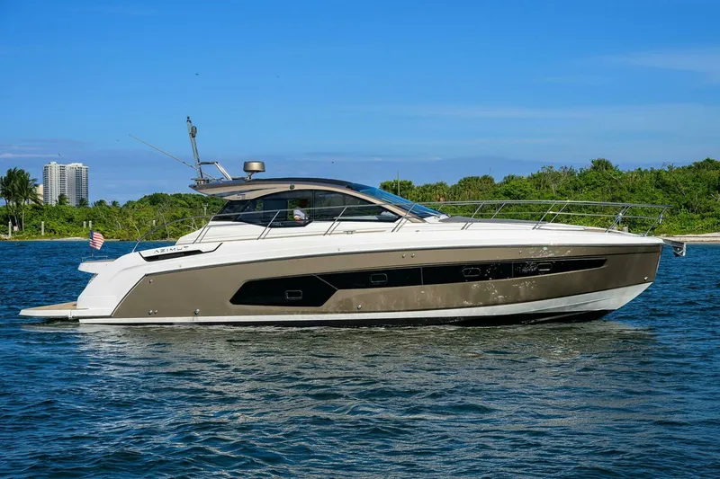 Slide: The Image of Azimut Atlantis 45 2020 - 7679080