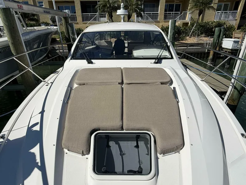 Slide: The Image of 2014 Pursuit F350 - Foredeck - 5925581