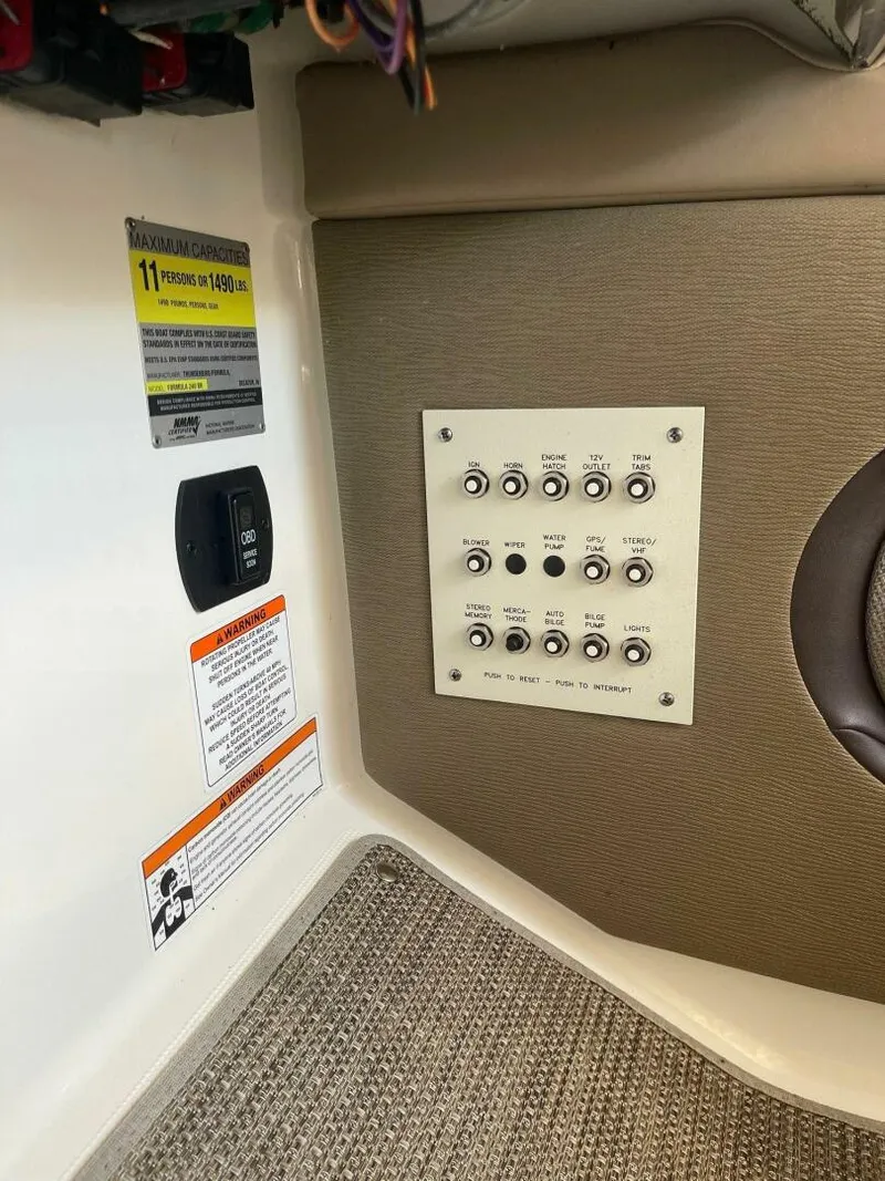 Slide: The Image of Formula 240 Bow Rider 2014 - 5925651