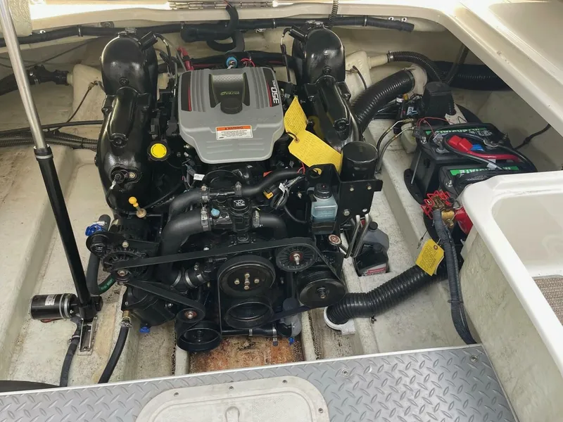 Slide: The Image of Formula 240 Bow Rider 2014 - 5925657