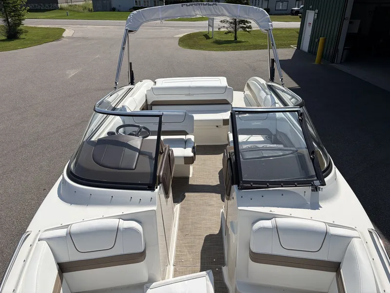 Slide: The Image of Formula 240 Bow Rider 2014 - 7227945