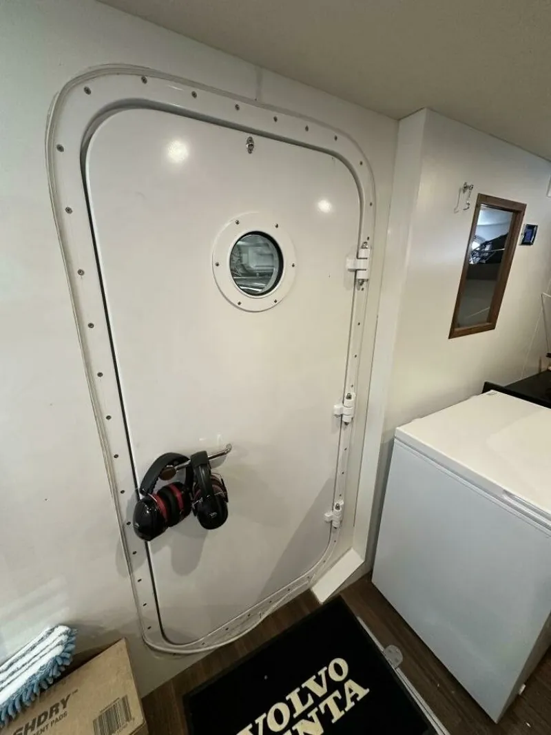 Slide: The Image of Outer Reef 62 SOUTH  PAWS - Engine Room 2023 Outer Reef Trident 620 EVO
SOUTH PAWS - 7651733