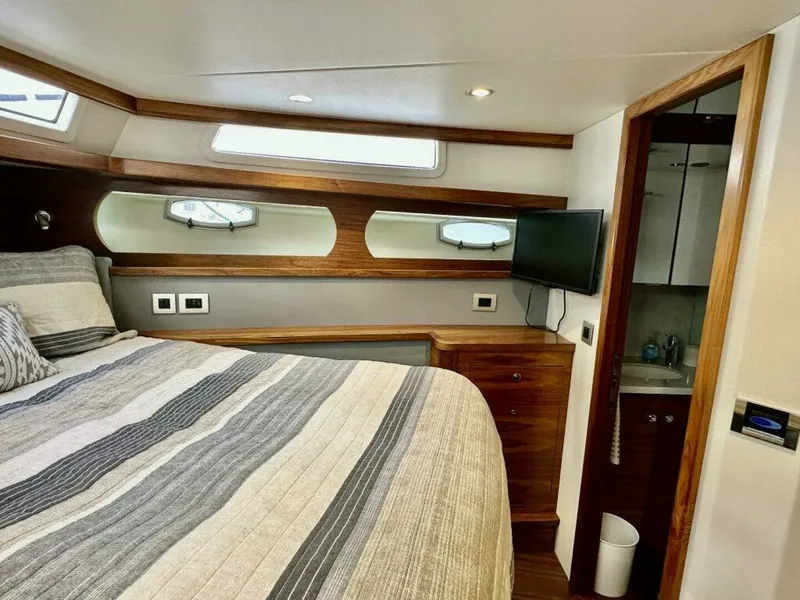 Slide: The Image of Outer Reef 62 SOUTH  PAWS - VIP Stateroom 2023 Outer Reef Trident 620 EVO
SOUTH PAWS - 7651713