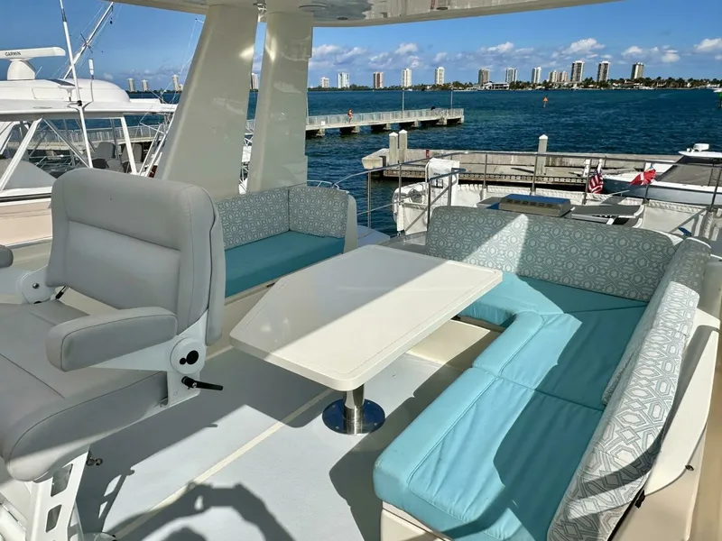 Slide: The Image of Outer Reef 62 SOUTH  PAWS - Flybridge 2023 Outer Reef Trident 620 EVO
SOUTH PAWS - 7651682