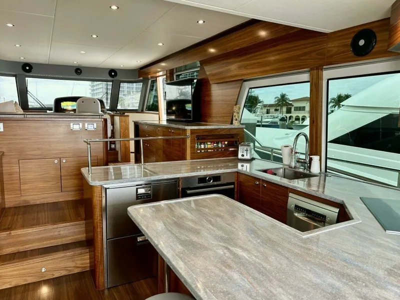 Slide: The Image of Outer Reef 62 SOUTH  PAWS - Galley 2023 Outer Reef Trident 620 EVO
SOUTH PAWS - 7651703