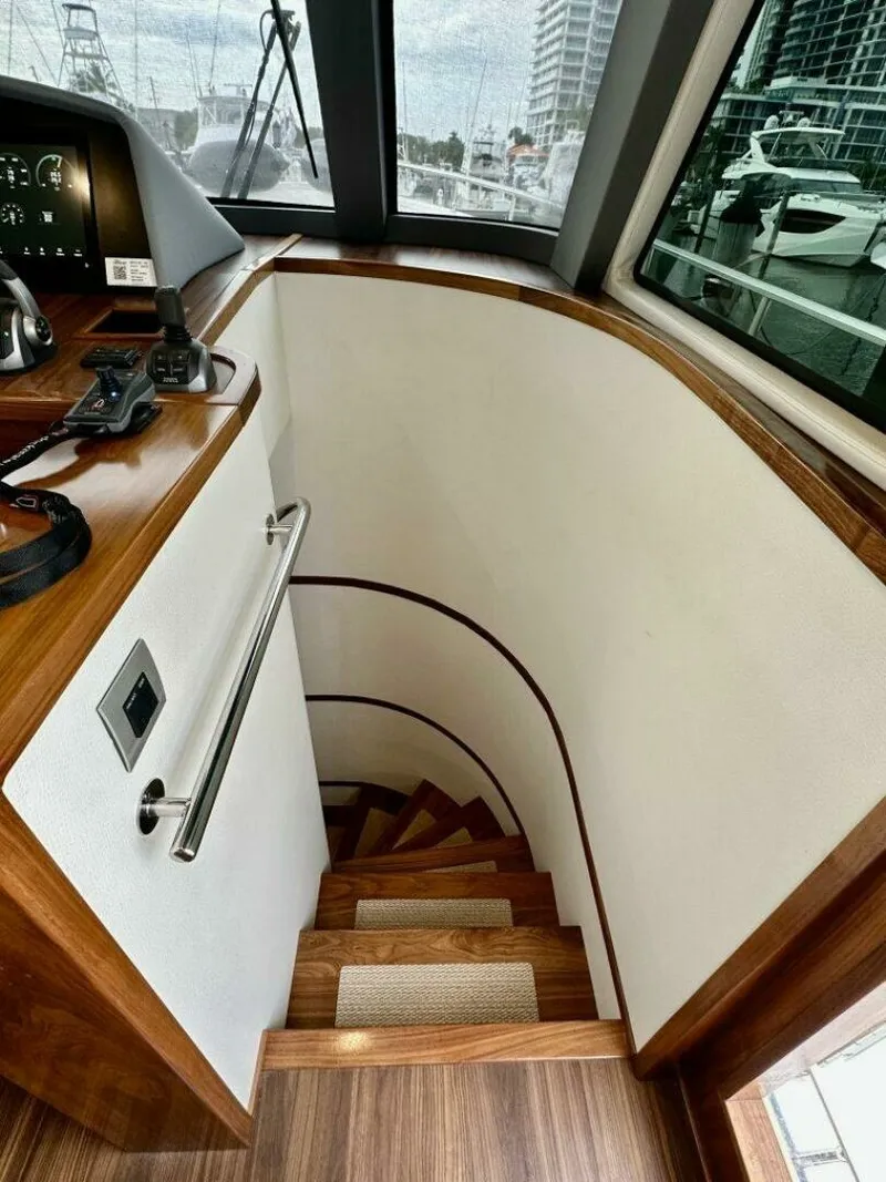 Slide: The Image of Outer Reef 62 SOUTH  PAWS - Interior 2023 Outer Reef Trident 620 EVO
SOUTH PAWS - 7651708
