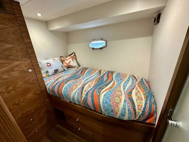 Slide: The Image of Outer Reef 62 SOUTH  PAWS - Guest Cabin 2023 Outer Reef Trident 620 EVO
SOUTH PAWS - 7651725