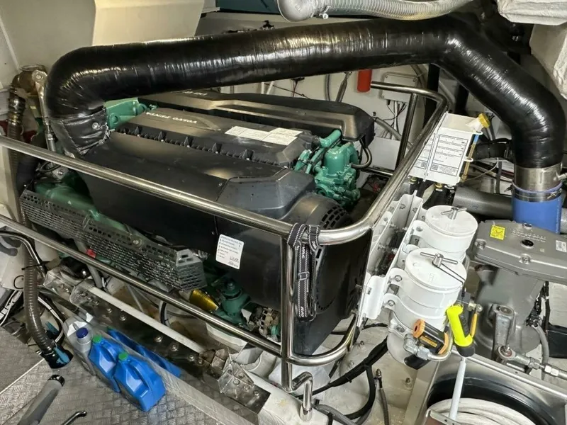 Slide: The Image of Outer Reef 62 SOUTH  PAWS - Engine Room 2023 Outer Reef Trident 620 EVO
SOUTH PAWS - 7651738