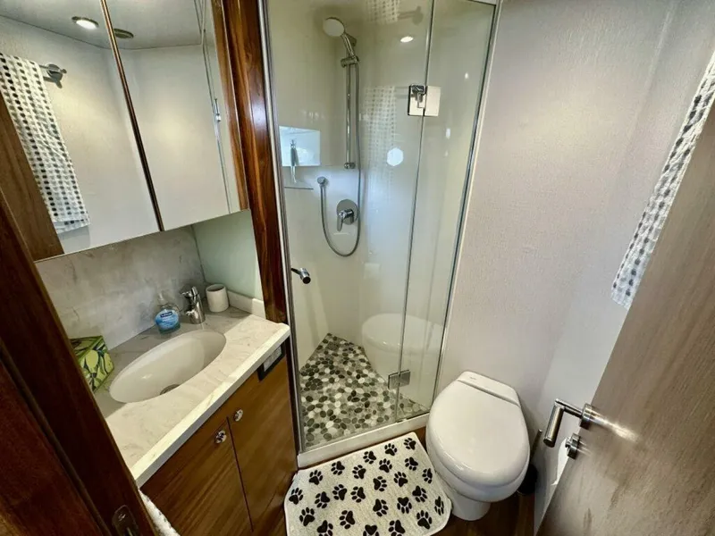 Slide: The Image of Outer Reef 62 SOUTH  PAWS - VIP Stateroom Ensuite Head 2023 Outer Reef Trident 620 EVO
SOUTH PAWS - 5926339