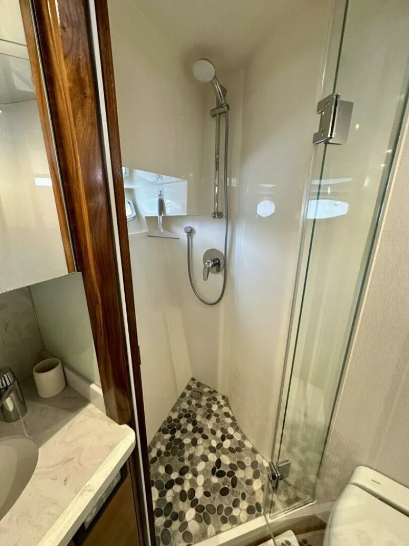 Slide: The Image of Outer Reef 62 SOUTH  PAWS - VIP Stateroom Ensuite Head 2023 Outer Reef Trident 620 EVO
SOUTH PAWS - 5926340