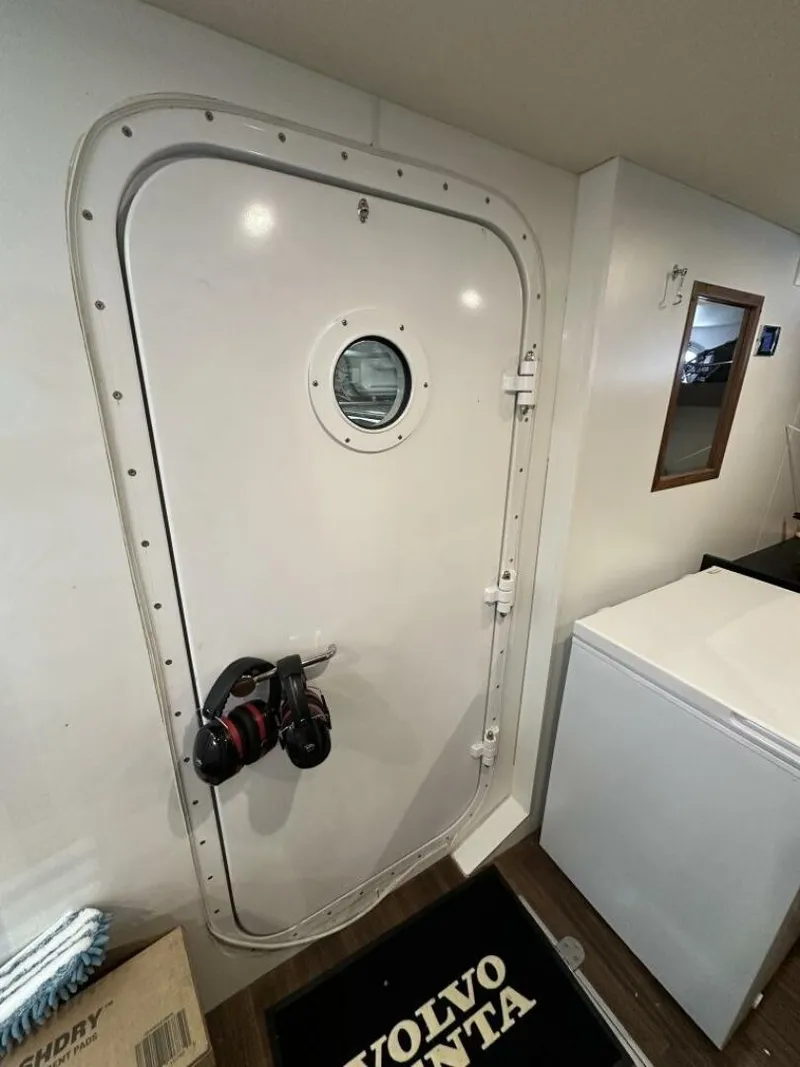 Slide: The Image of Outer Reef 62 SOUTH  PAWS - Engine Room  2023 Outer Reef Trident 620 EVO
SOUTH PAWS - 5926362