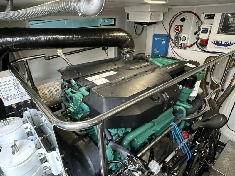 Slide: The Image of Outer Reef 62 SOUTH  PAWS - Engine Room  2023 Outer Reef Trident 620 EVO
SOUTH PAWS - 5926364