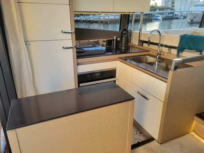 Slide: The Image of Prestige 52 2018 - 5926632