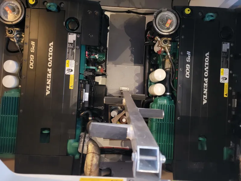 Slide: The Image of Prestige 52 2018 - 5926643