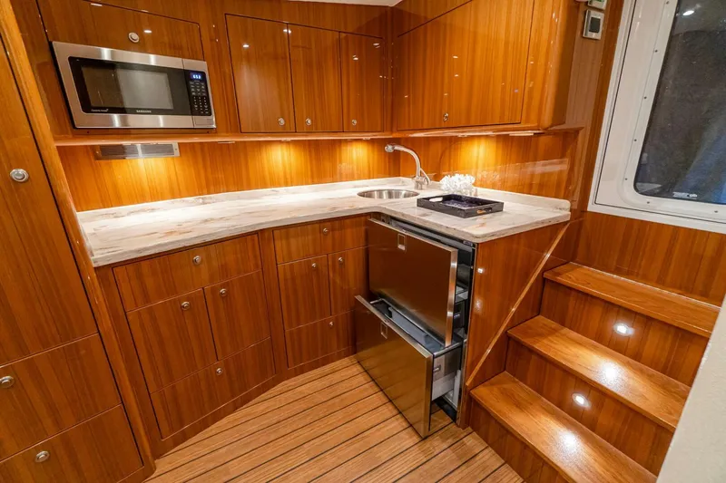Slide: The Image of Viking 46 Billfish 2026 - 5926711